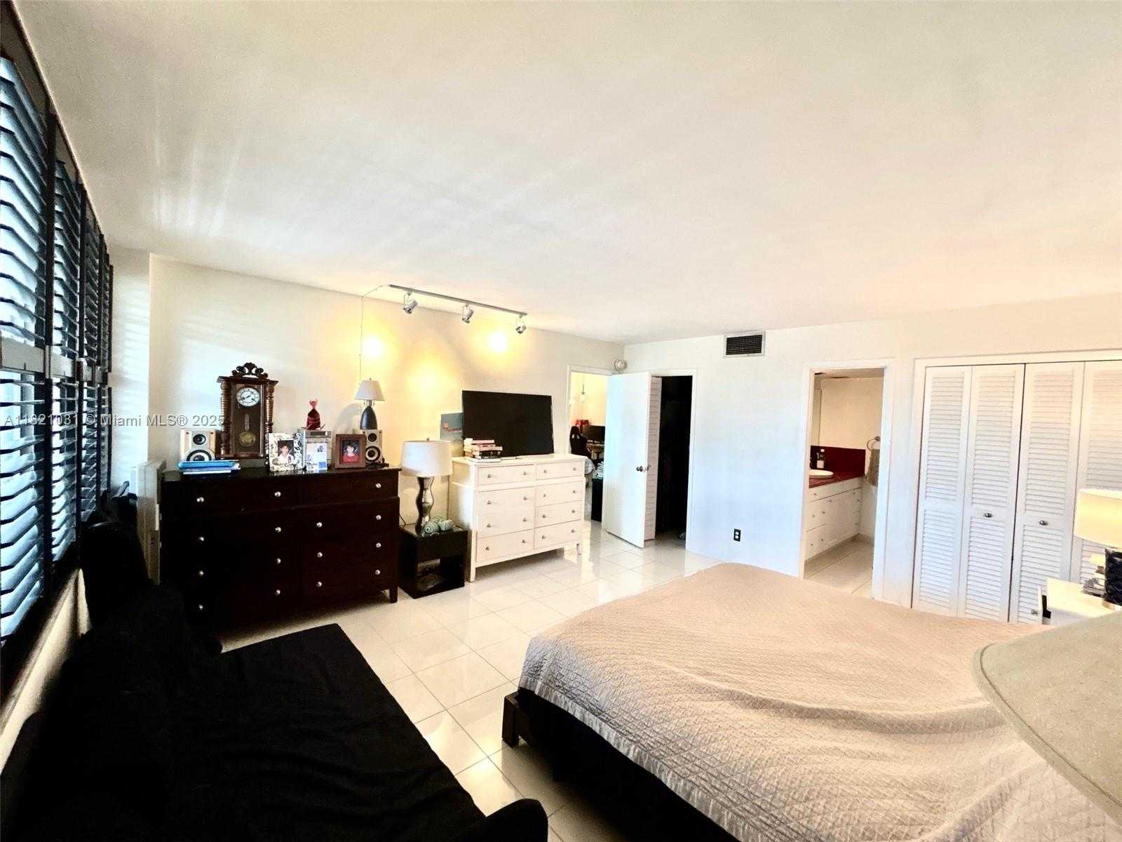 Small Image of 9500 WEST BAY HARBOR DR #2G, Bay Harbor Islands Number 15