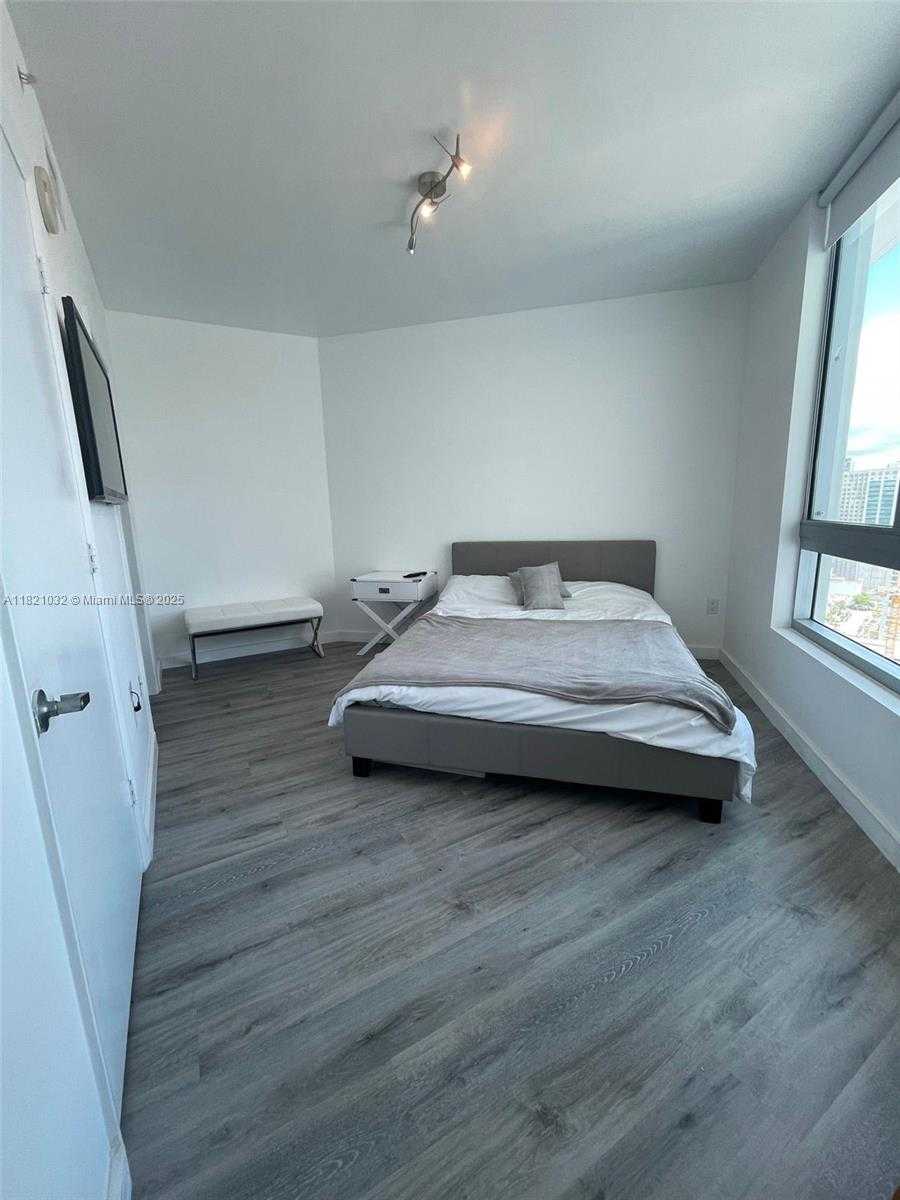 Small Image of 350 SOUTH MIAMI AVE #3207, Miami Number 10