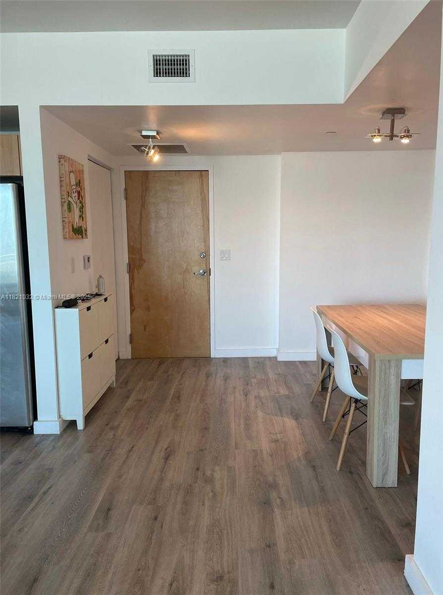 Small Image of 350 SOUTH MIAMI AVE #3207, Miami Number 5