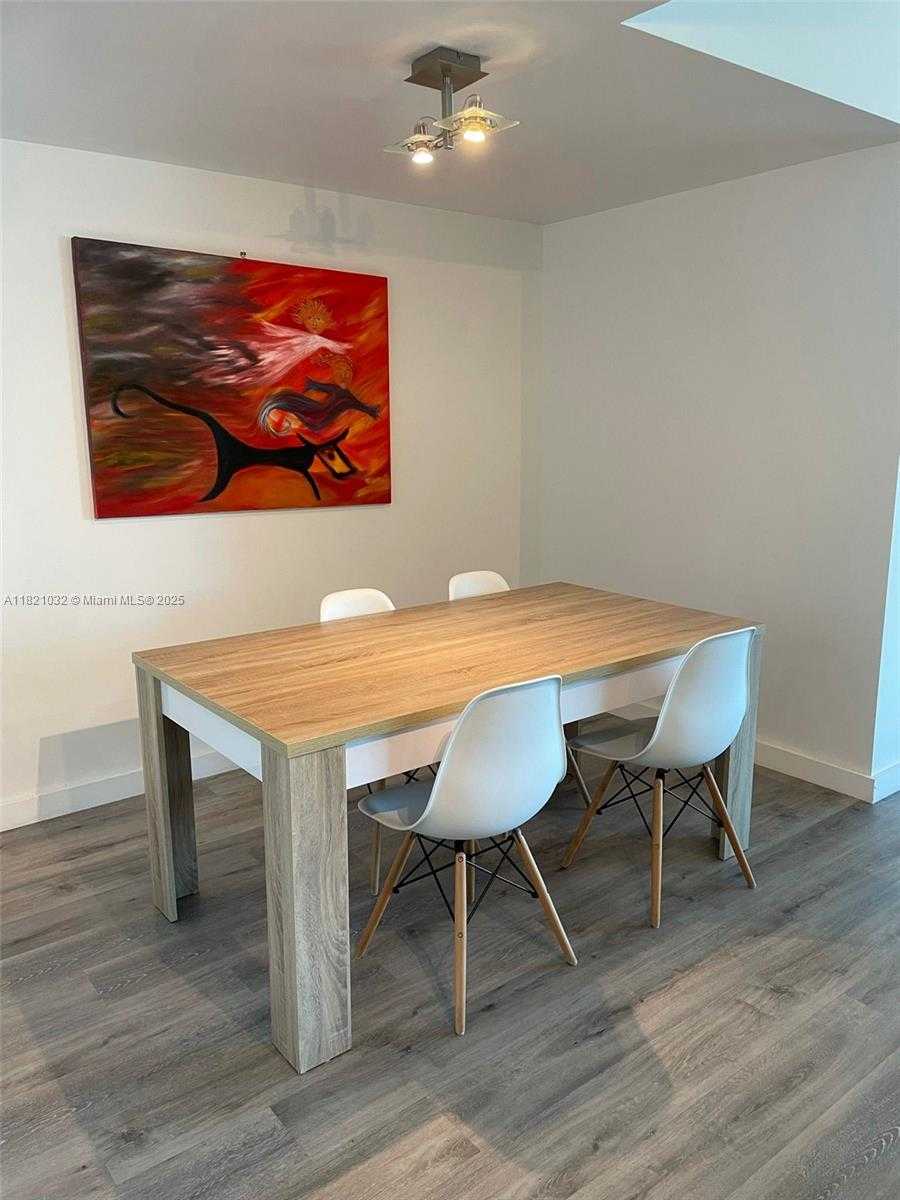 Small Image of 350 SOUTH MIAMI AVE #3207, Miami Number 8