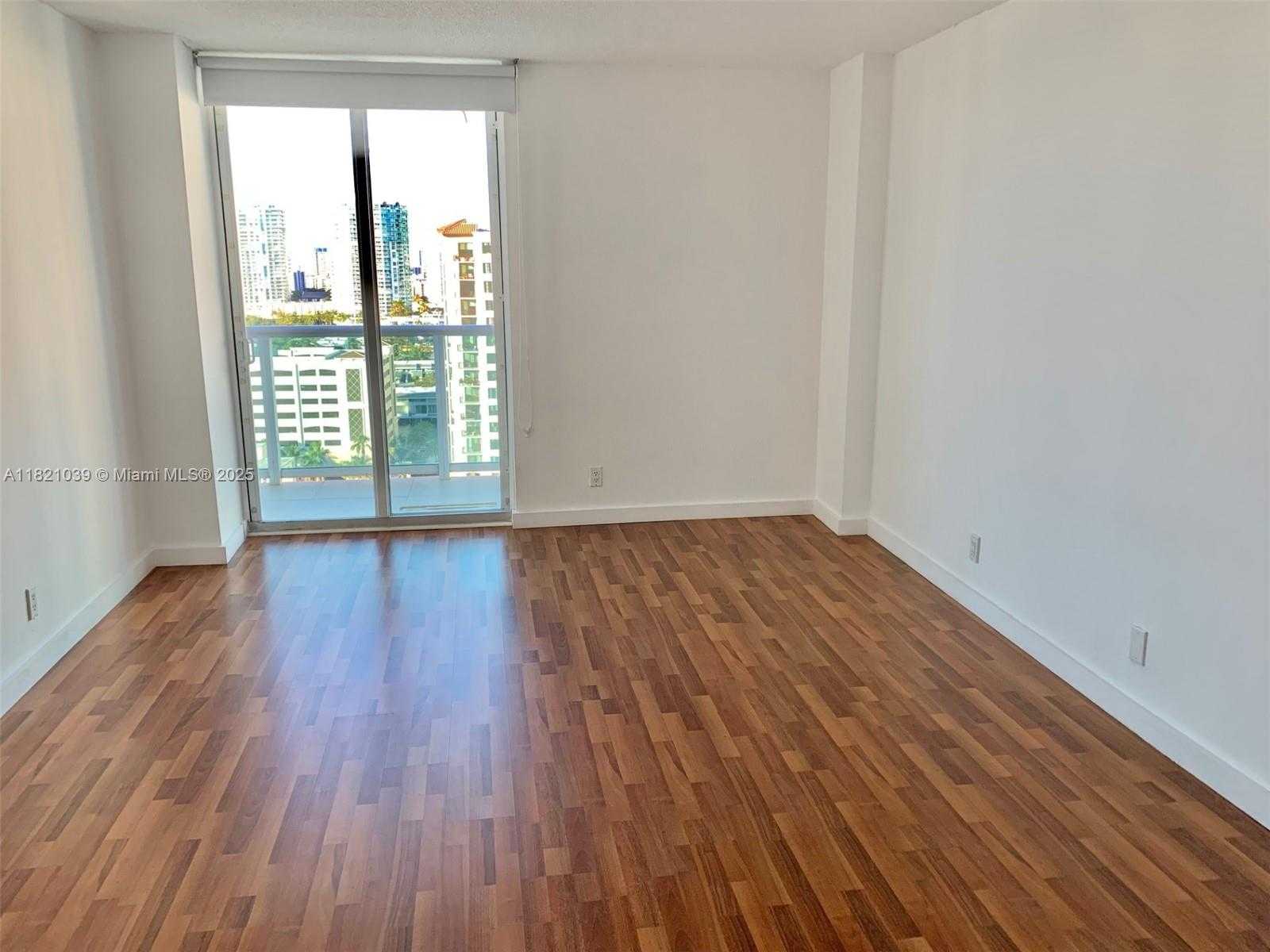 Small Image of 100 BAYVIEW DR #1930, Sunny Isles Beach Number 23
