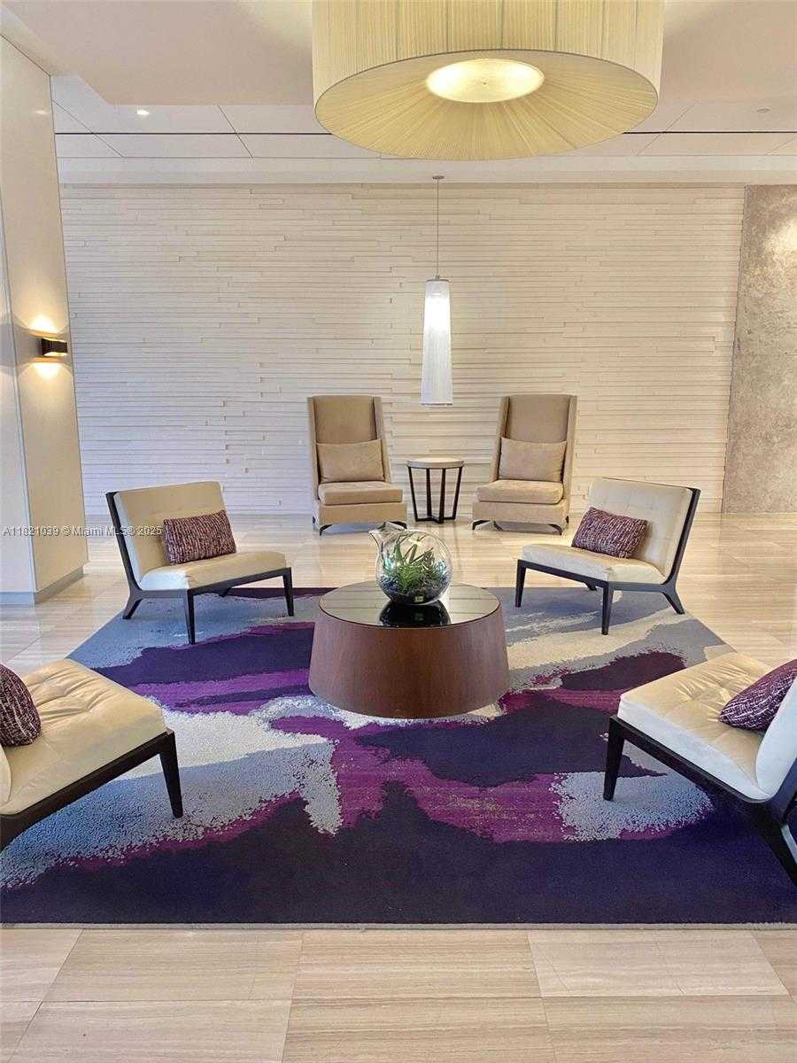 Small Image of 100 BAYVIEW DR #1930, Sunny Isles Beach Number 32