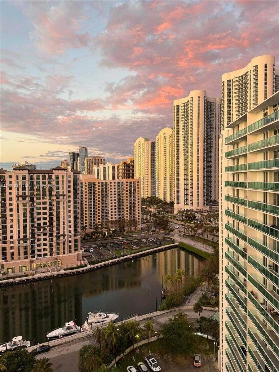 Small Image of 100 BAYVIEW DR #1930, Sunny Isles Beach Number 51