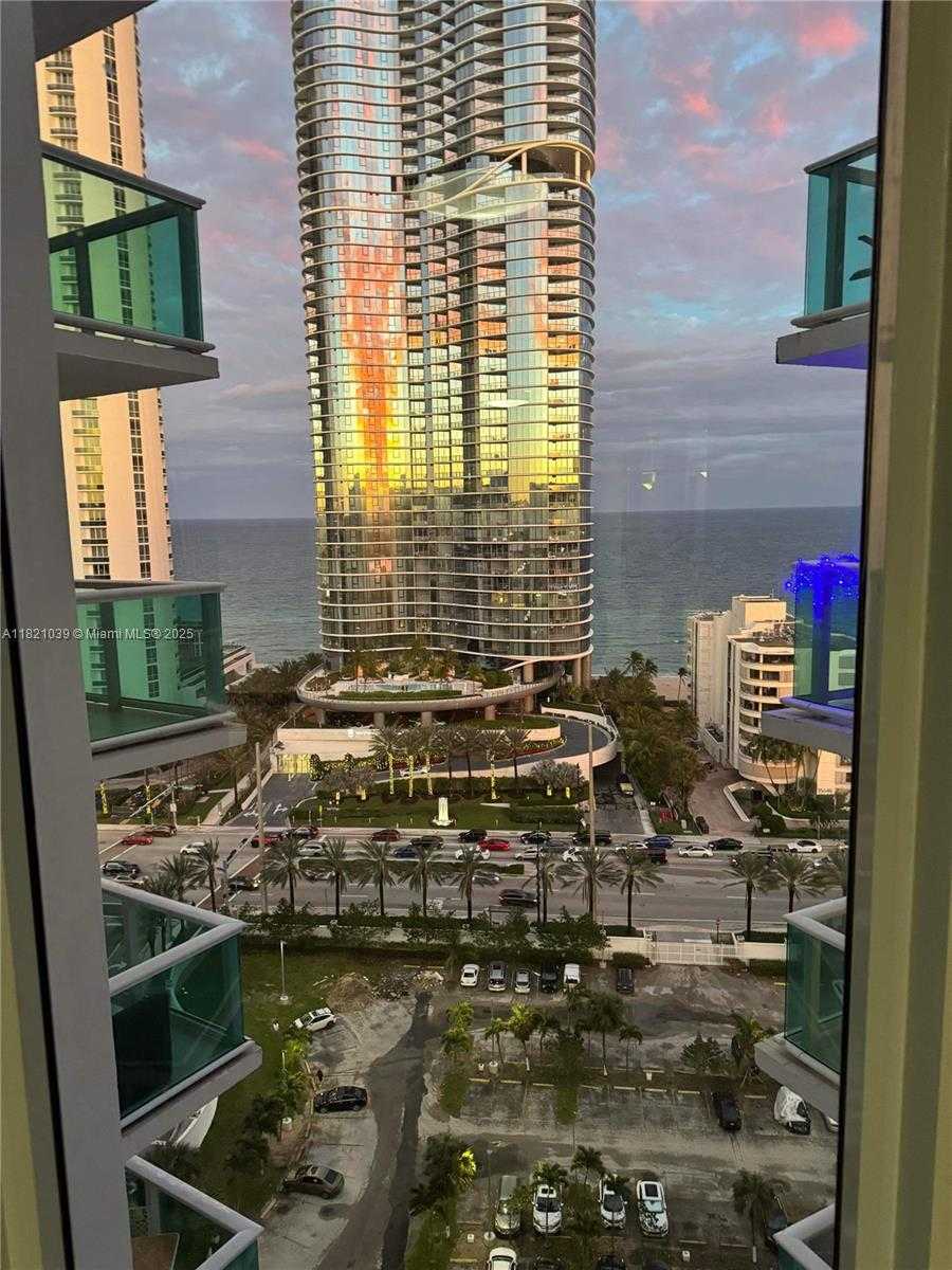 Small Image of 100 BAYVIEW DR #1930, Sunny Isles Beach Number 52