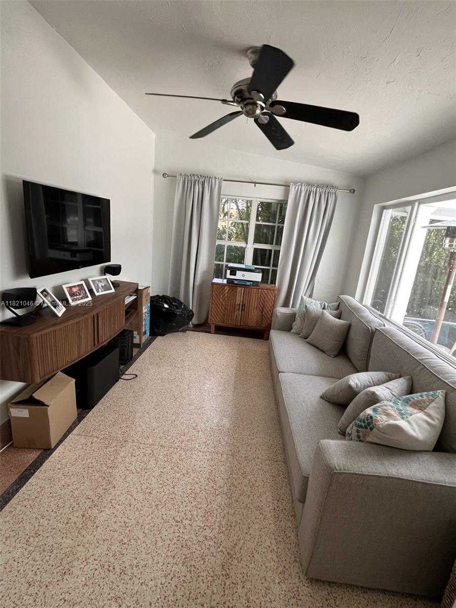 Small Image of 260 NORTH EAST 95TH ST, Miami Shores Number 10