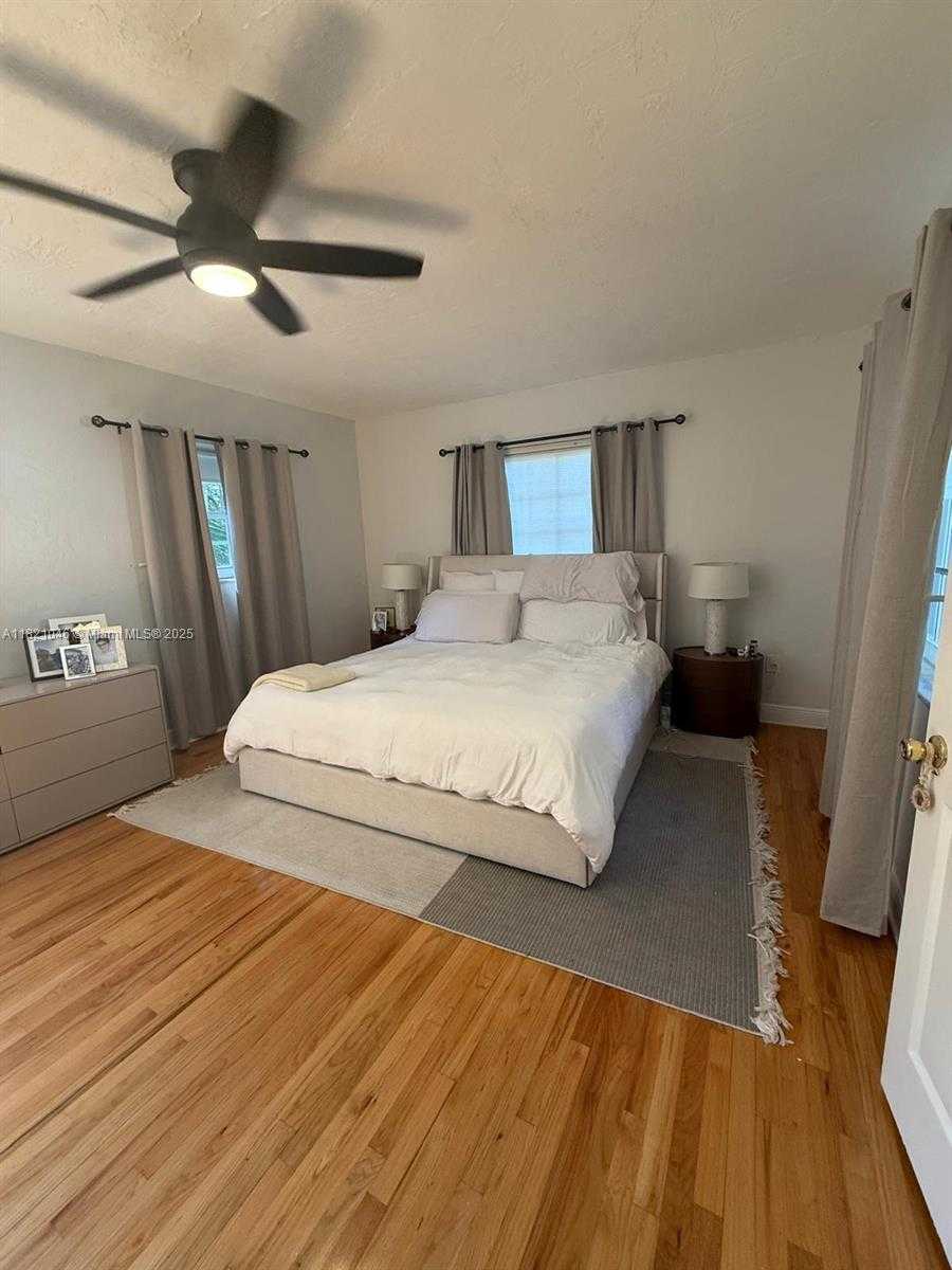 Small Image of 260 NORTH EAST 95TH ST, Miami Shores Number 11