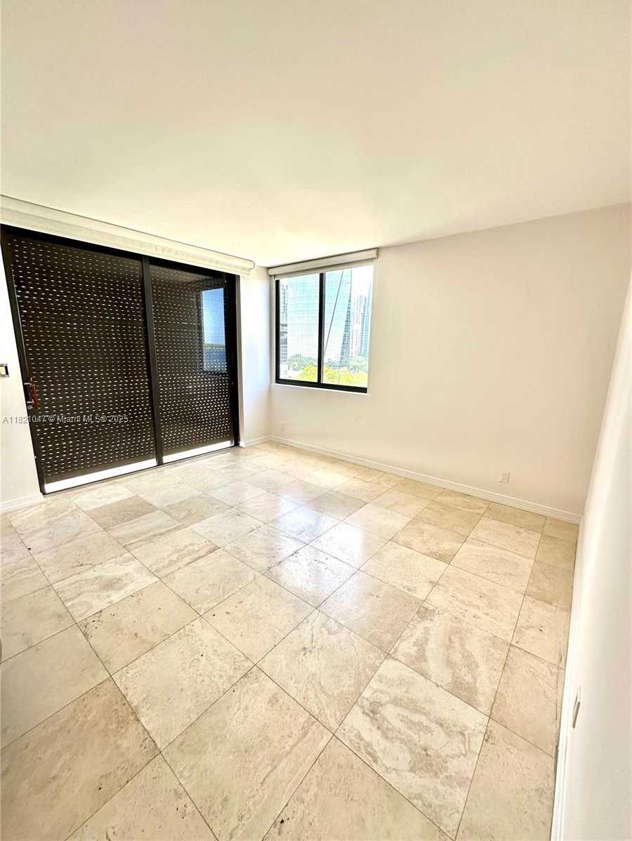 Small Image of 1581 BRICKELL AVE #507, Miami Number 13