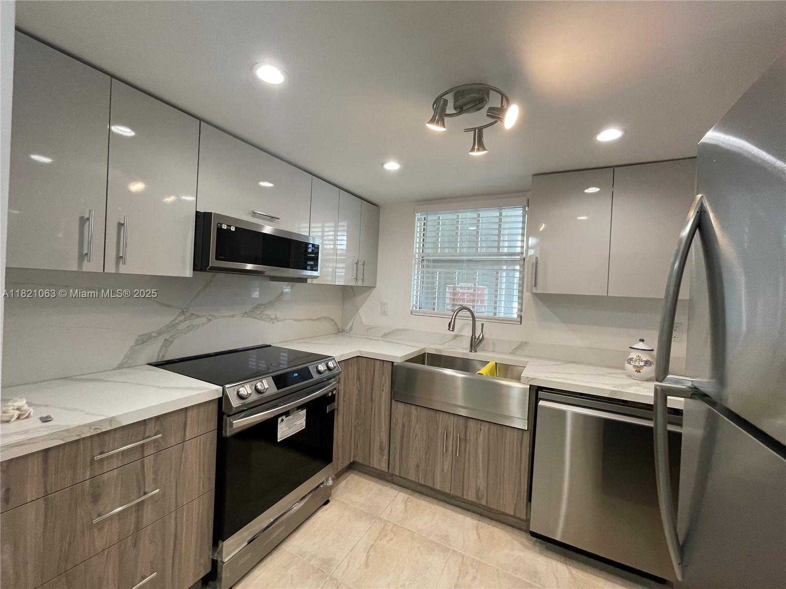 Small Image of 40 NORTH WEST 87TH AVE #D110, Miami Number 11