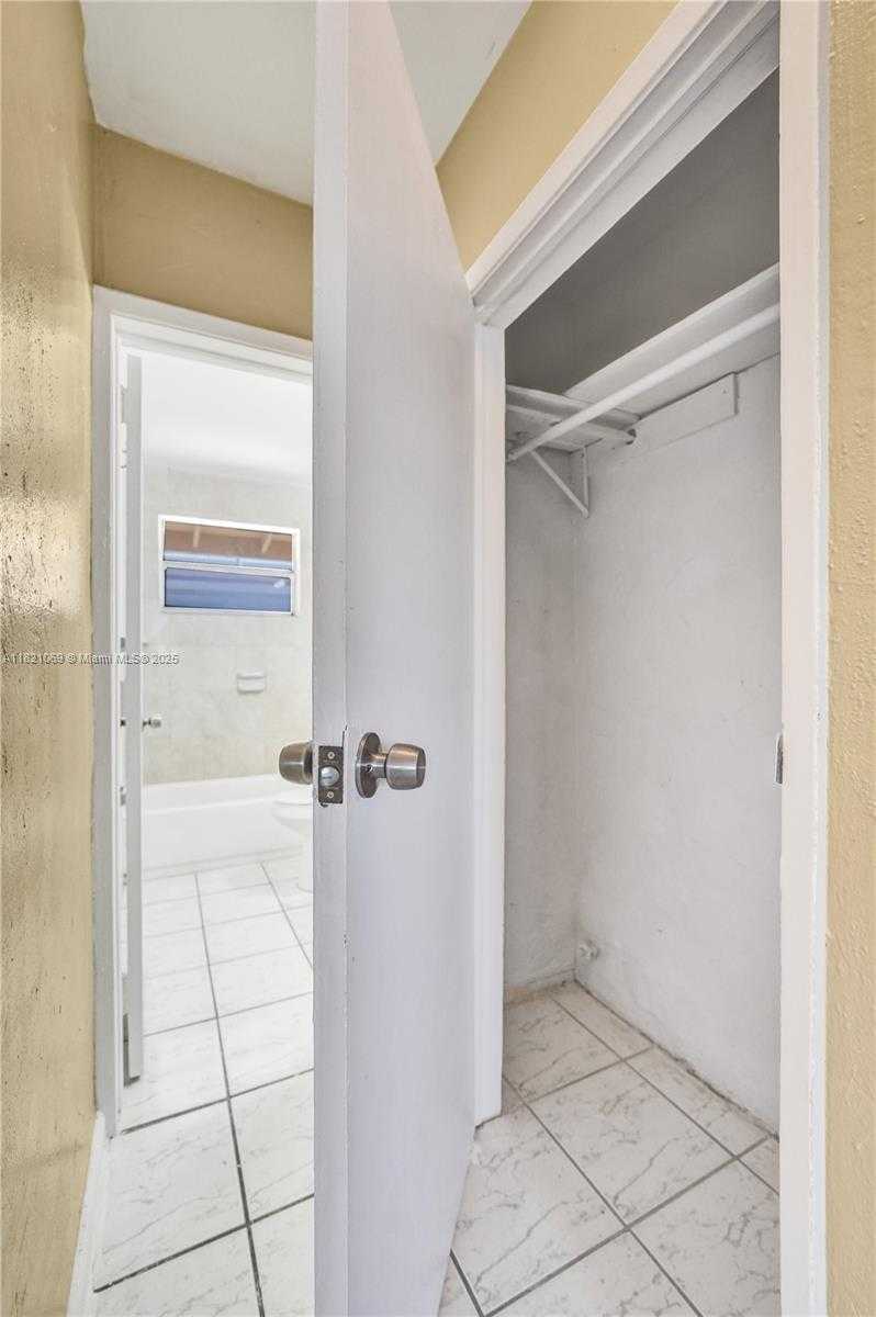 Small Image of 5797 FLAGLER ST #2, Hollywood Number 17