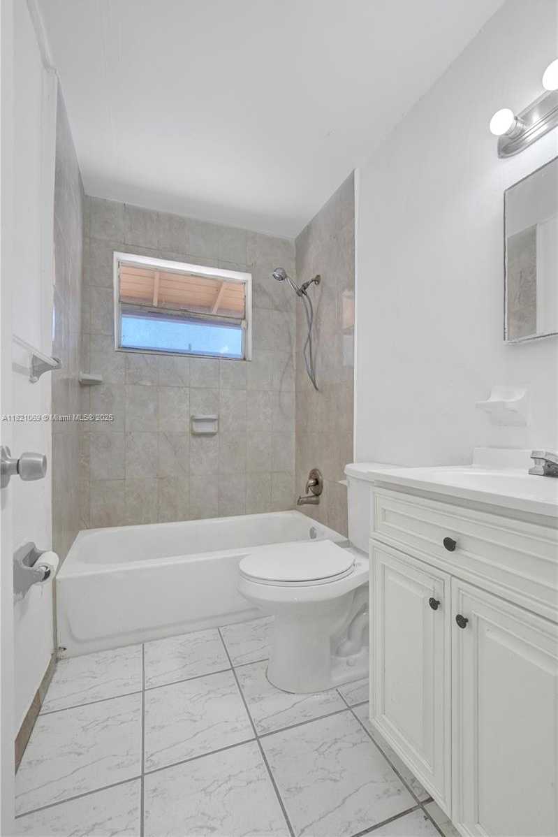 Small Image of 5797 FLAGLER ST #2, Hollywood Number 19