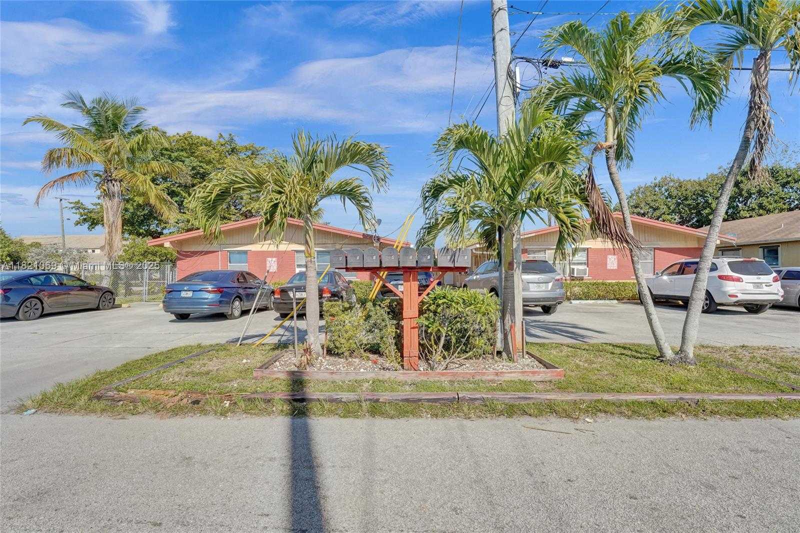 Small Image of 5797 FLAGLER ST #2, Hollywood Number 27