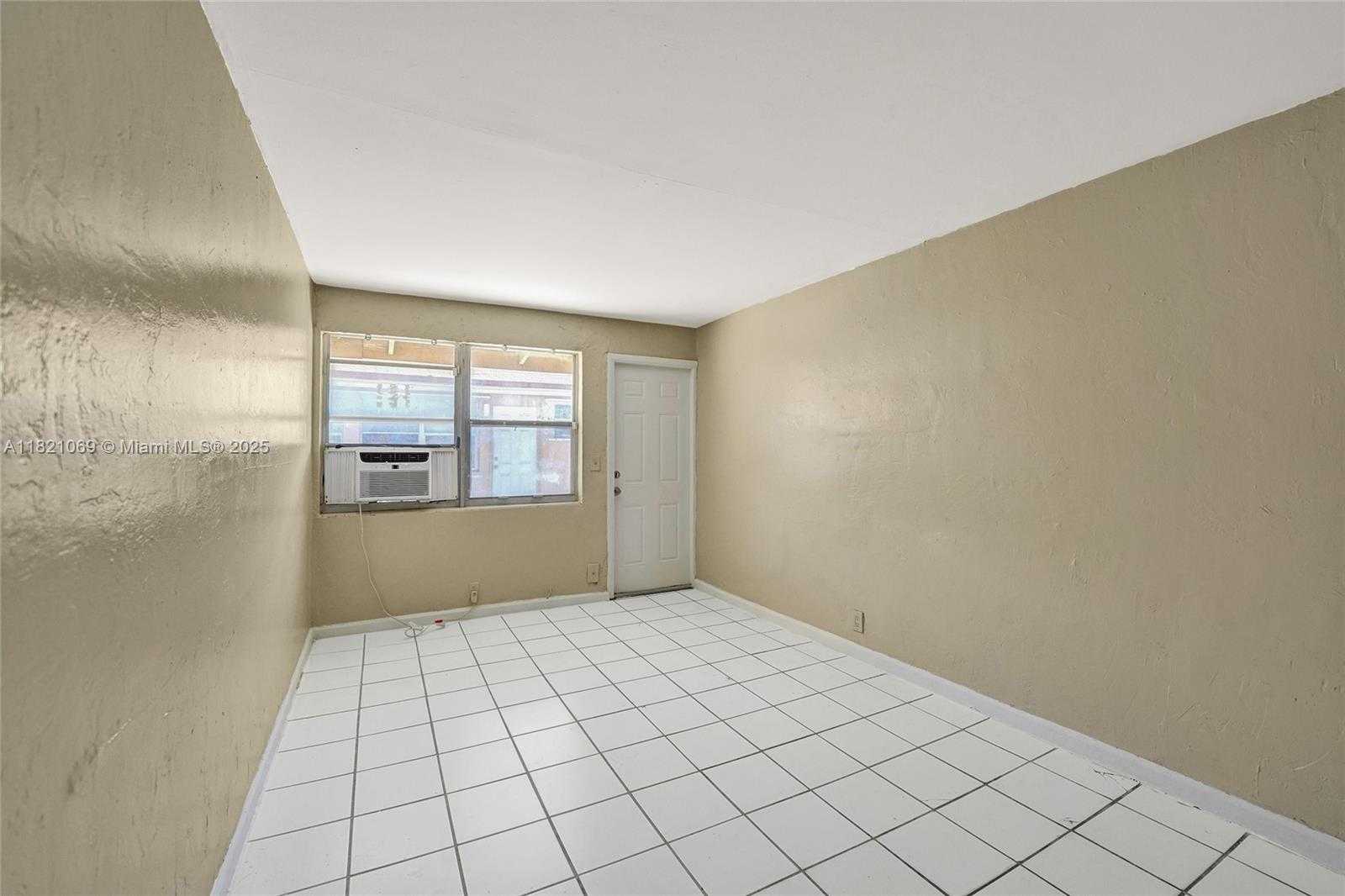 Small Image of 5797 FLAGLER ST #2, Hollywood Number 35