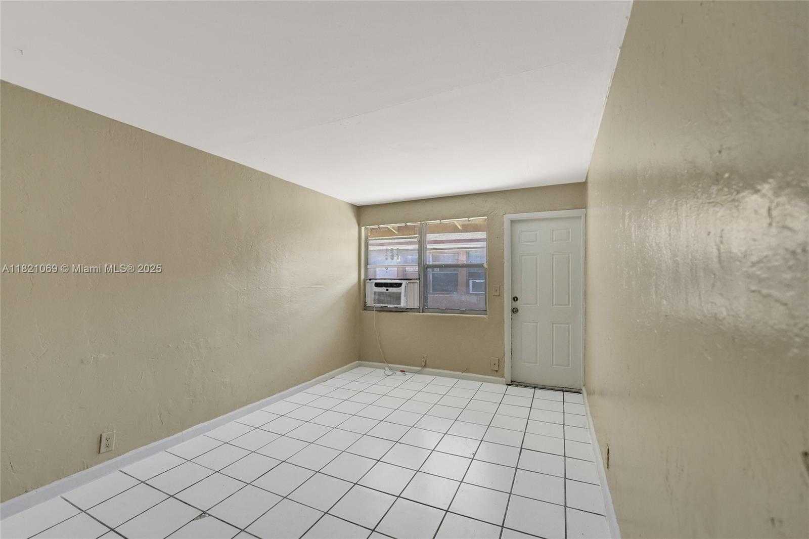 Small Image of 5797 FLAGLER ST #2, Hollywood Number 37
