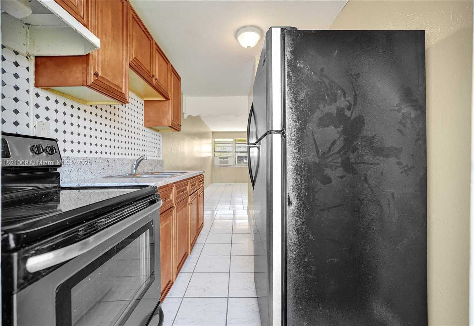 Small Image of 5797 FLAGLER ST #2, Hollywood Number 4