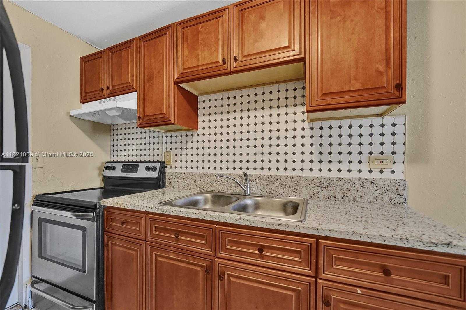 Small Image of 5797 FLAGLER ST #2, Hollywood Number 42
