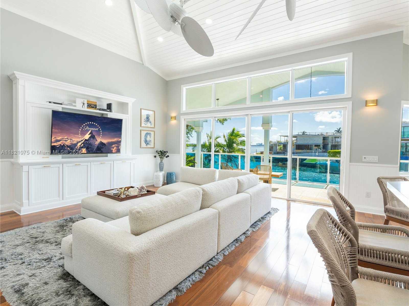 Small Image of 1080 NORTH EAST LITTLE RIVER DR, Miami Number 14