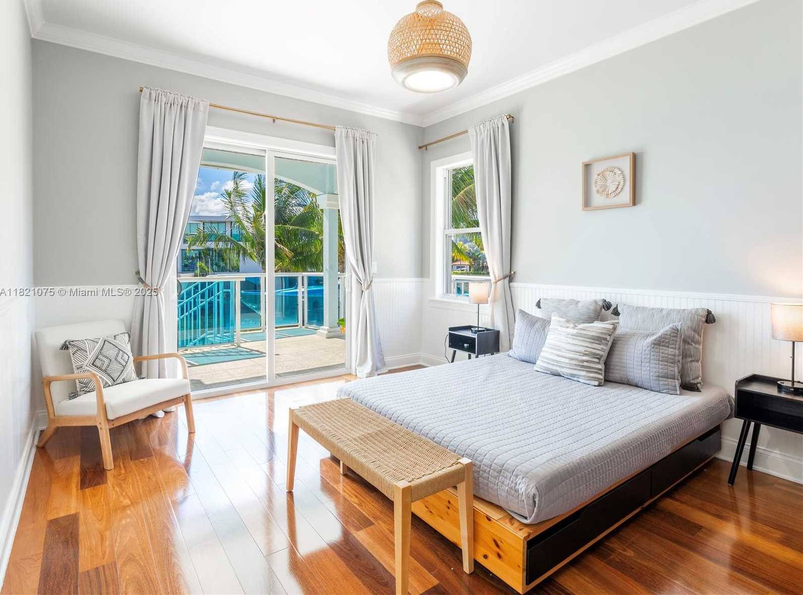 Small Image of 1080 NORTH EAST LITTLE RIVER DR, Miami Number 31