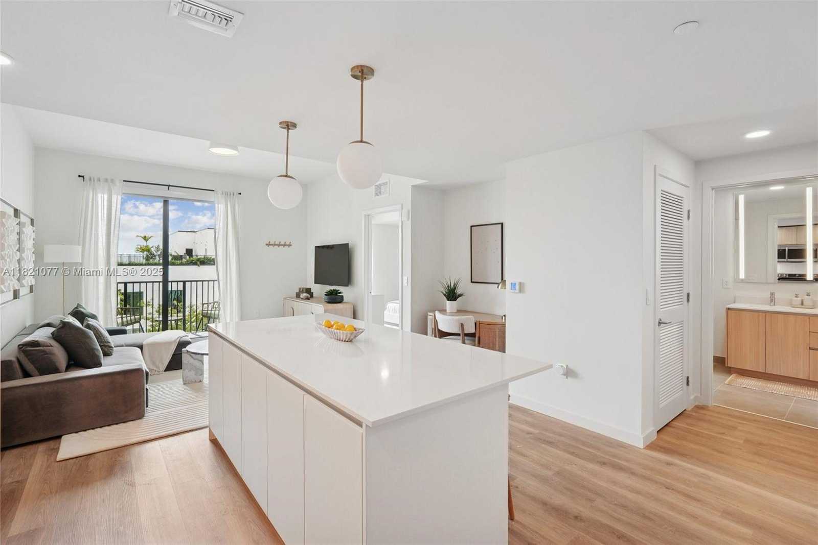 Small Image of 55 NORTH WEST 29TH STREET #SB, Miami Number 11