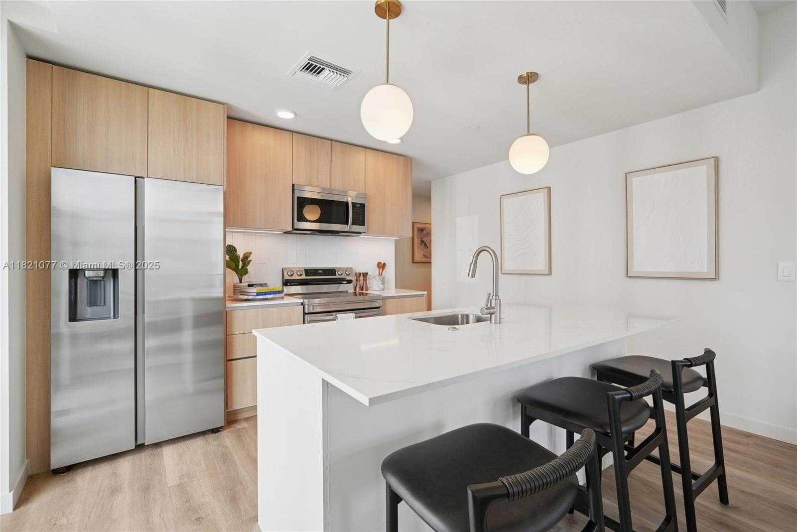 Small Image of 55 NORTH WEST 29TH STREET #SB, Miami Number 15