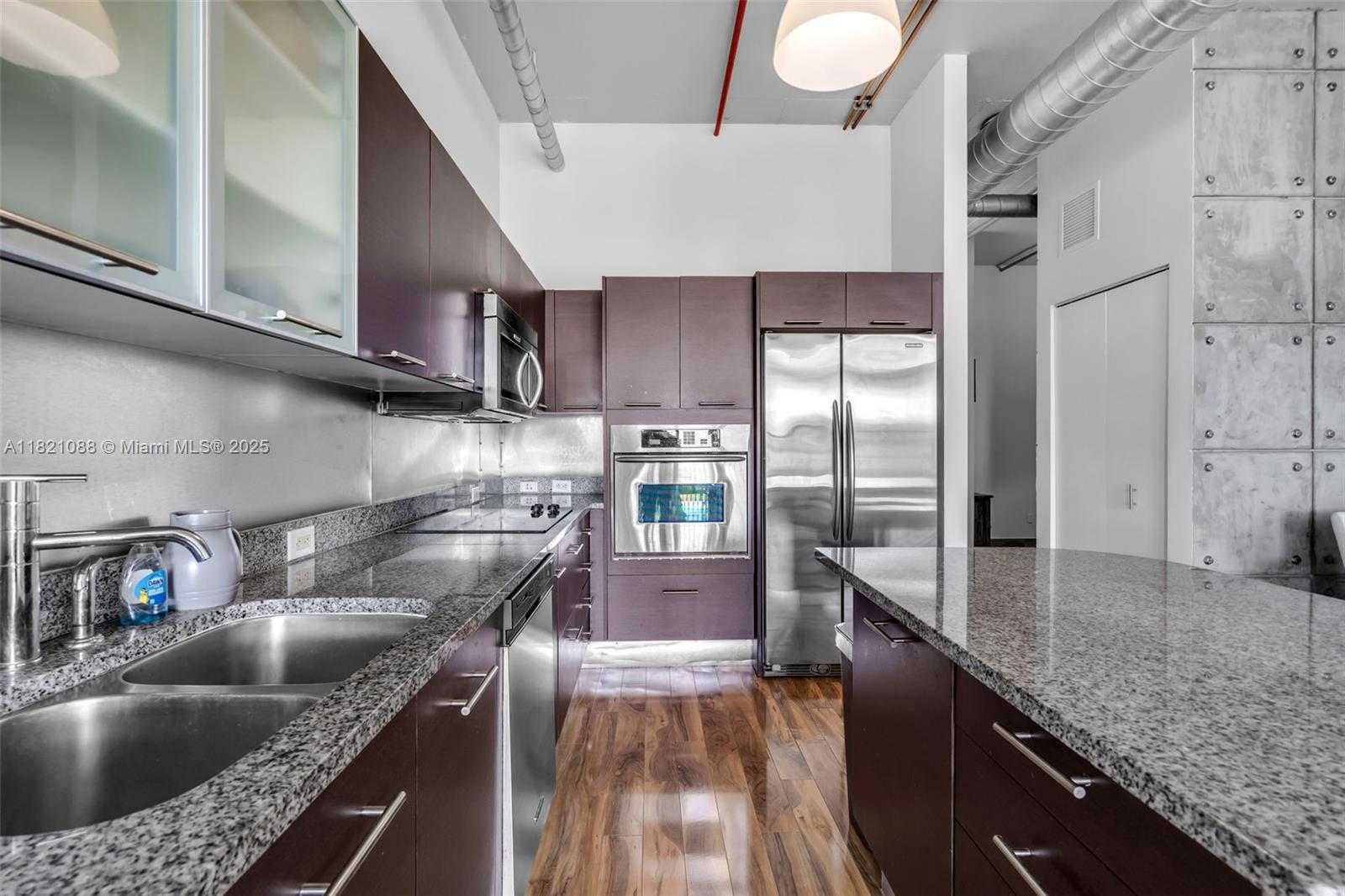 Small Image of 3029 NORTH EAST 188TH ST #302, Aventura Number 3