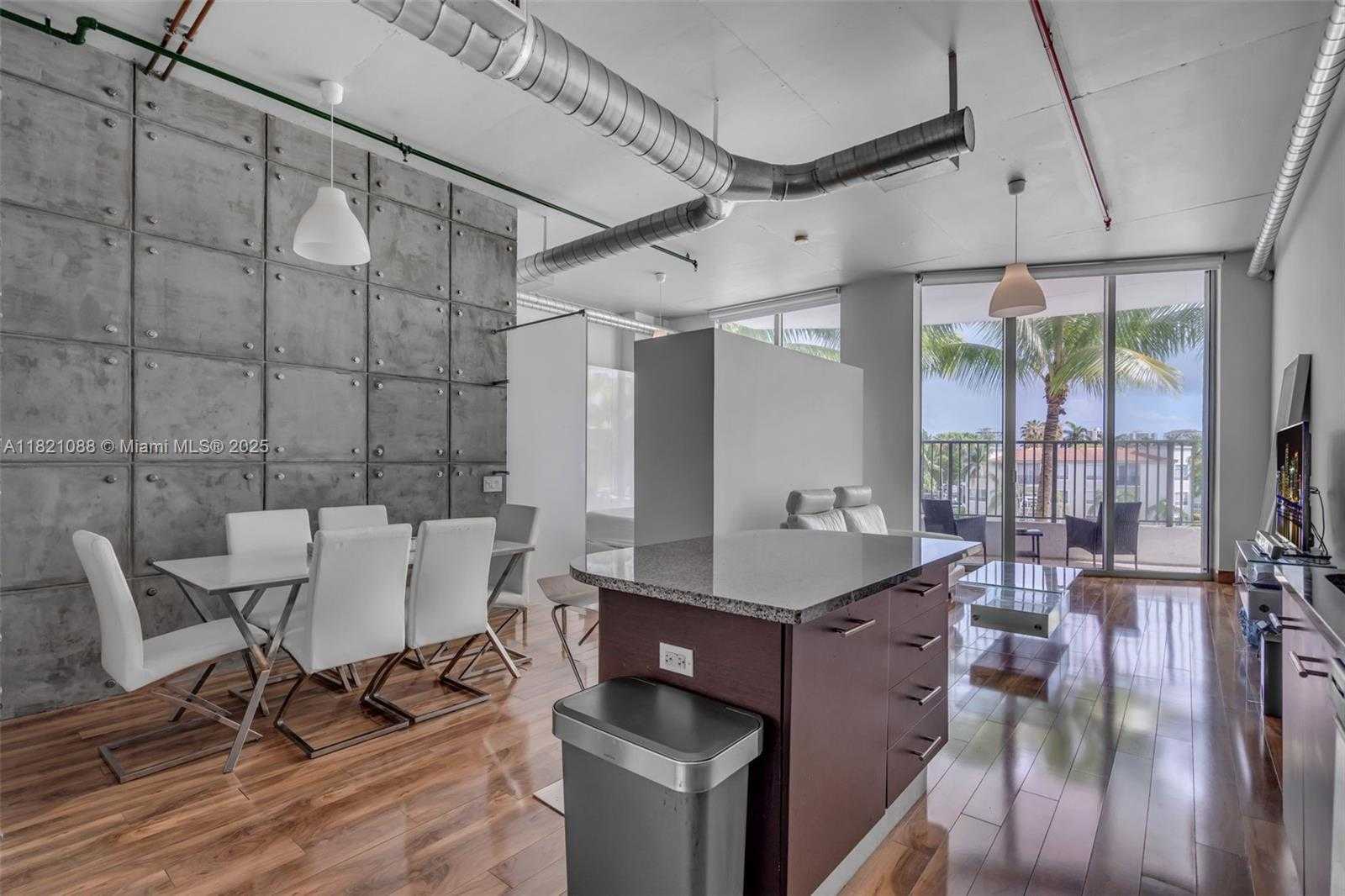 Small Image of 3029 NORTH EAST 188TH ST #302, Aventura Number 4