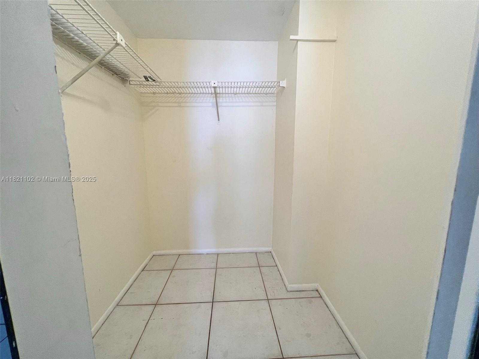 Small Image of 18181 NORTH EAST 31 CT #2705, Aventura Number 12