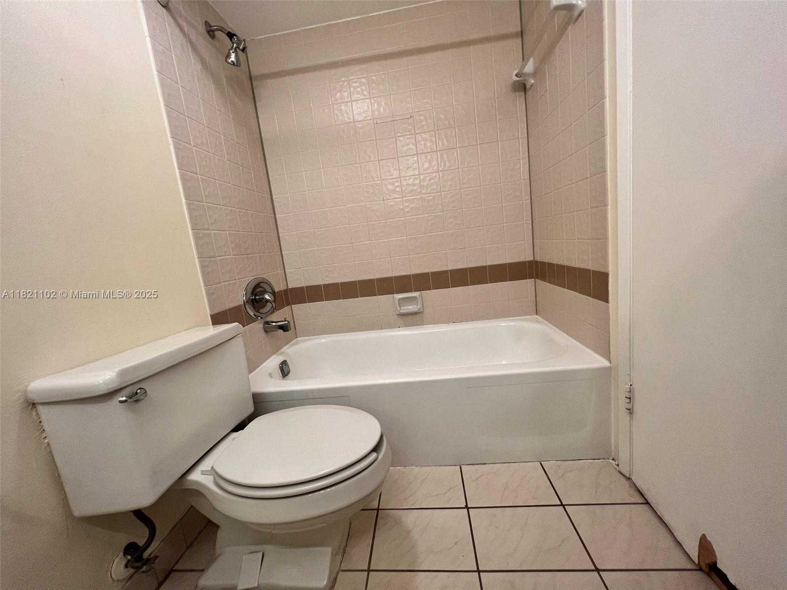 Small Image of 18181 NORTH EAST 31 CT #2705, Aventura Number 13