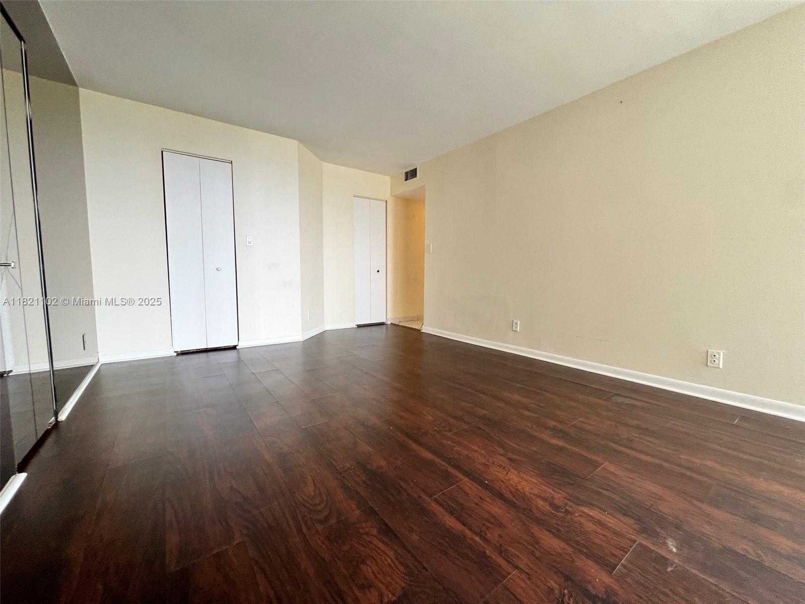 Small Image of 18181 NORTH EAST 31 CT #2705, Aventura Number 7
