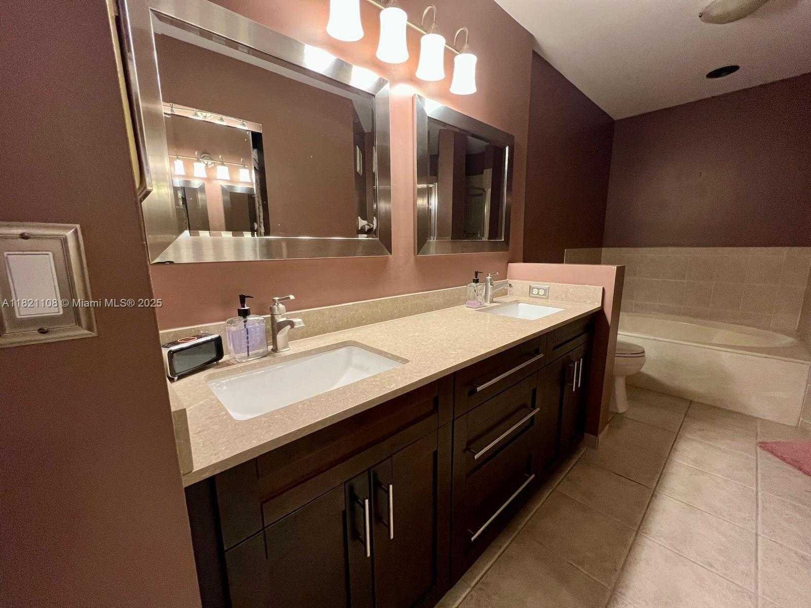 Small Image of 2214 SOUTH EAST 23RD AVE #2214, Homestead Number 15