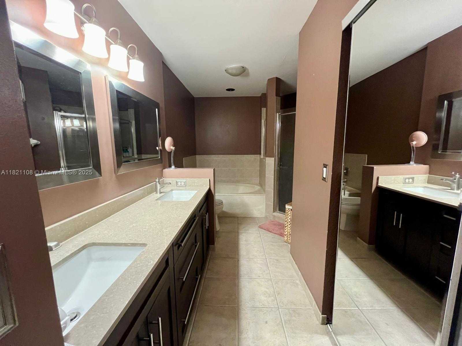 Small Image of 2214 SOUTH EAST 23RD AVE #2214, Homestead Number 16