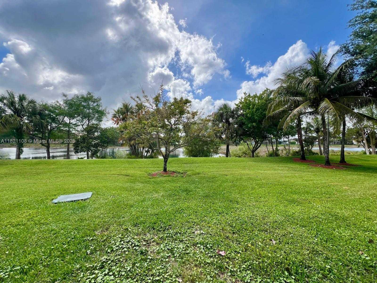 Small Image of 2214 SOUTH EAST 23RD AVE #2214, Homestead Number 20