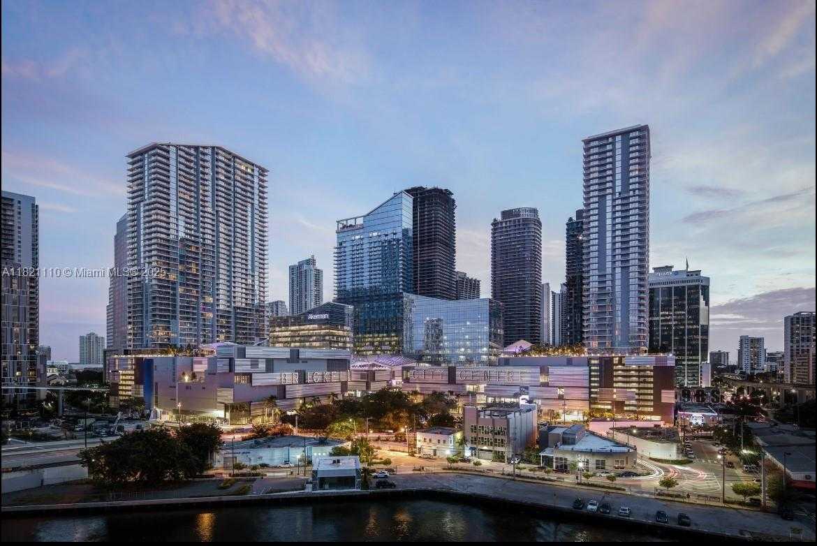 Small Image of 88 SOUTH WEST 7TH ST #2404, Miami Number 19
