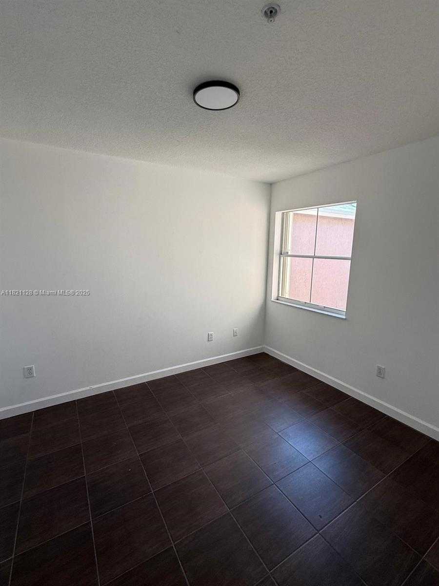 Small Image of 6520 NORTH WEST 114TH AVE #1636, Doral Number 13