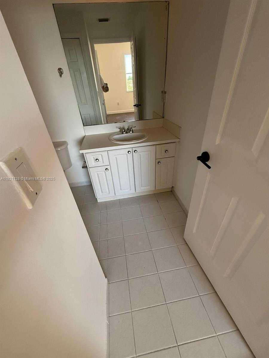 Small Image of 6520 NORTH WEST 114TH AVE #1636, Doral Number 20