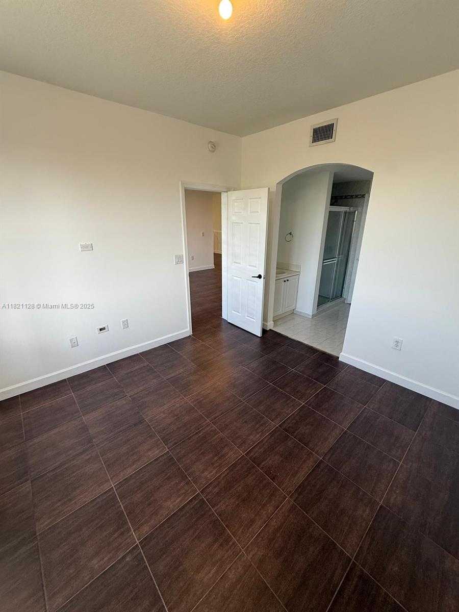 Small Image of 6520 NORTH WEST 114TH AVE #1636, Doral Number 24