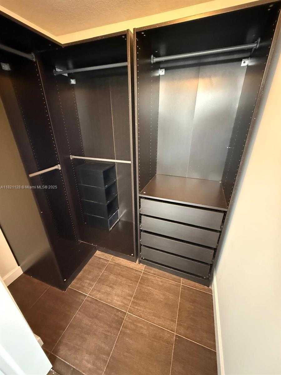 Small Image of 6520 NORTH WEST 114TH AVE #1636, Doral Number 27