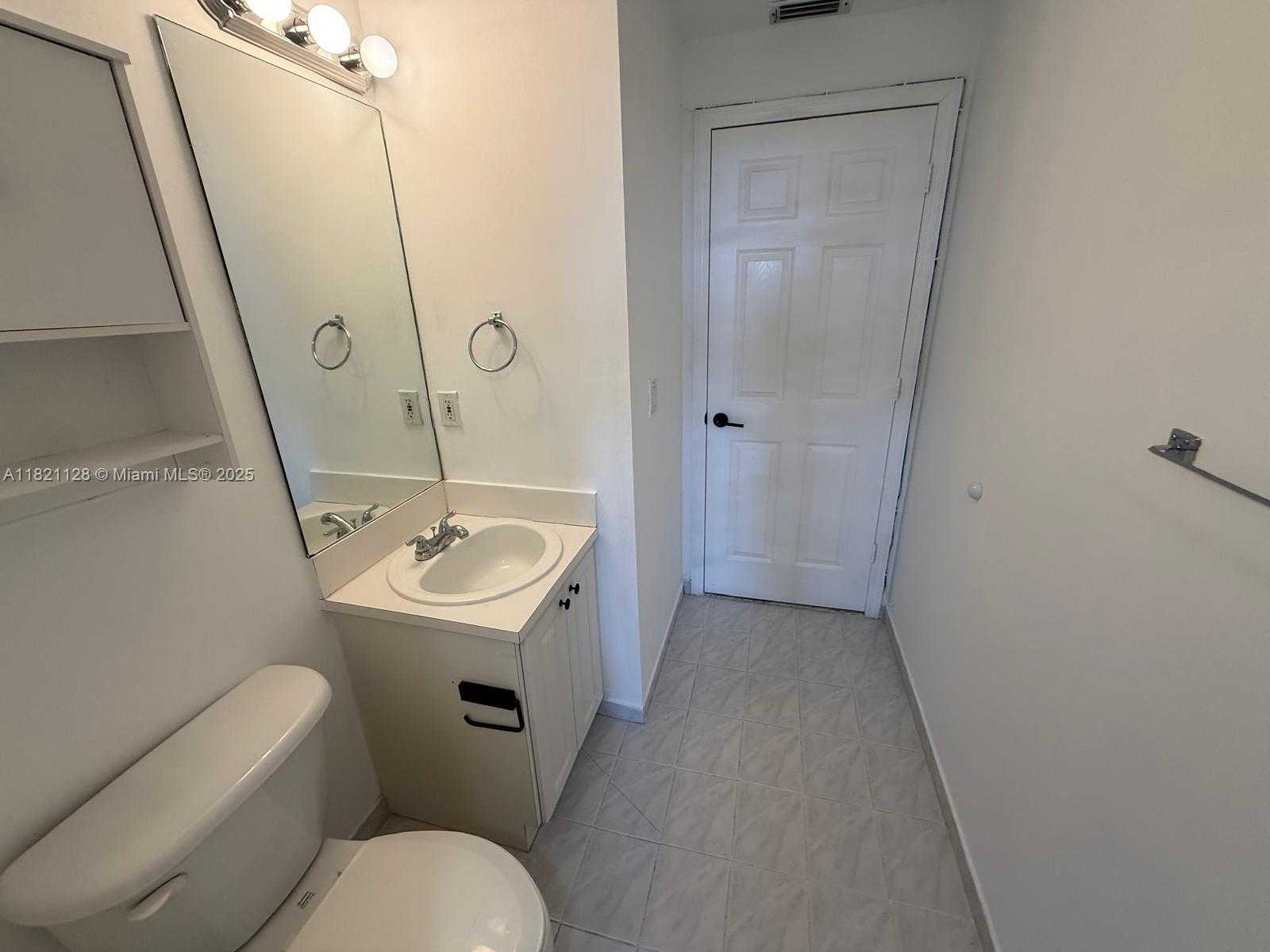 Small Image of 6520 NORTH WEST 114TH AVE #1636, Doral Number 29