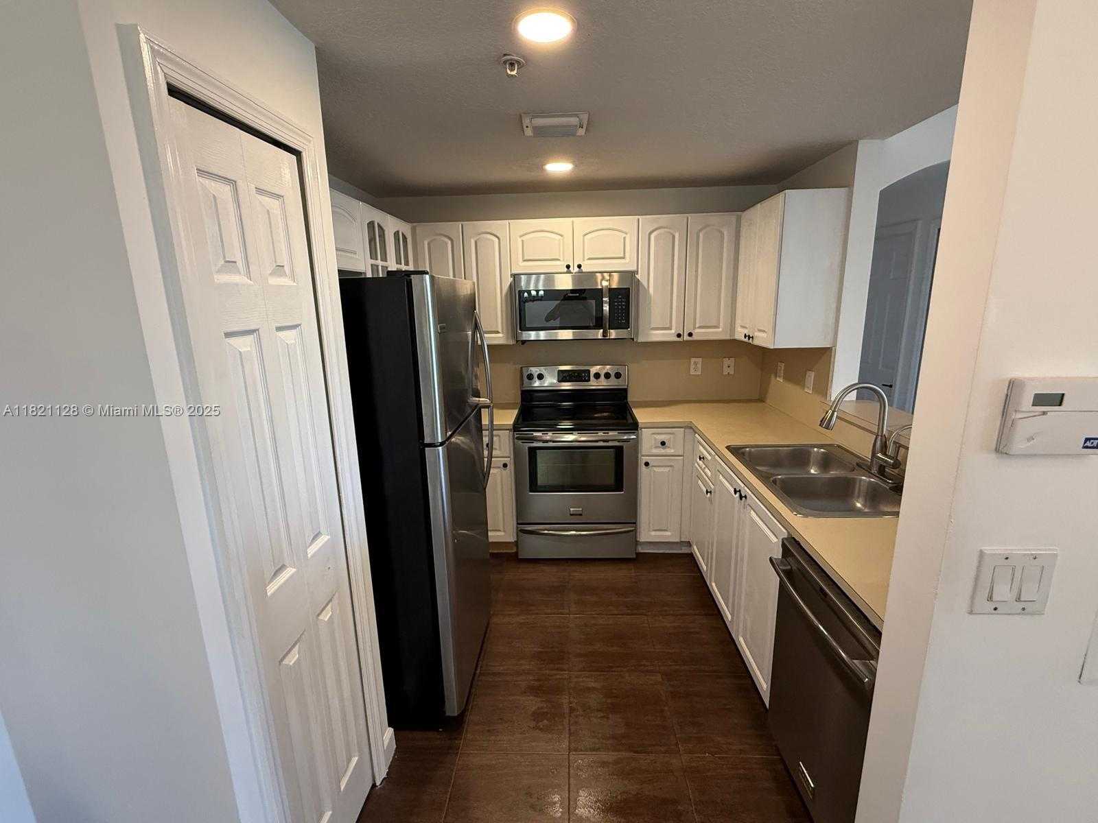 Small Image of 6520 NORTH WEST 114TH AVE #1636, Doral Number 7