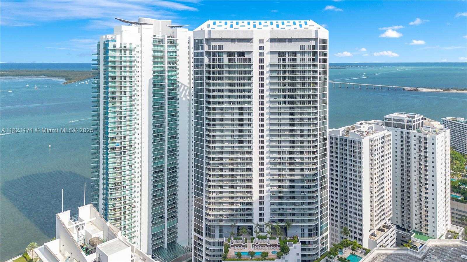 Small Image of 1300 BRICKELL BAY DR #2310, Miami Number 2
