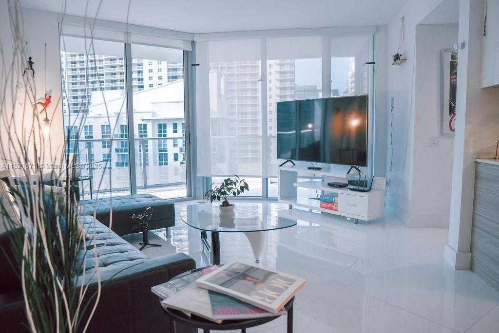 Small Image of 1300 BRICKELL BAY DR #2310, Miami Number 46