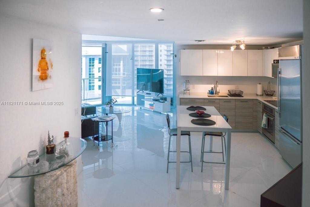 Small Image of 1300 BRICKELL BAY DR #2310, Miami Number 48