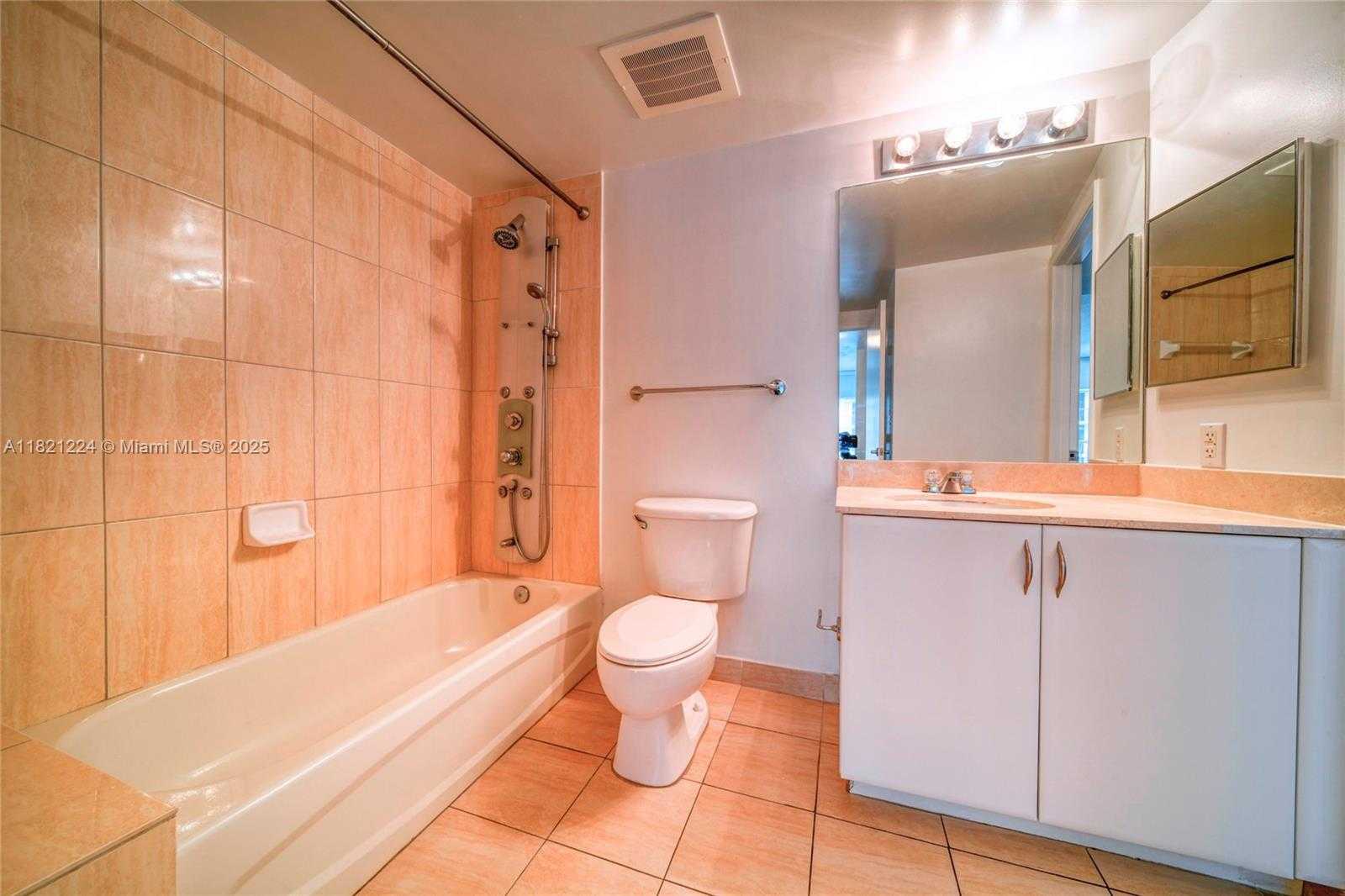 Small Image of 1750 NORTH BAYSHORE DR #3205, Miami Number 12