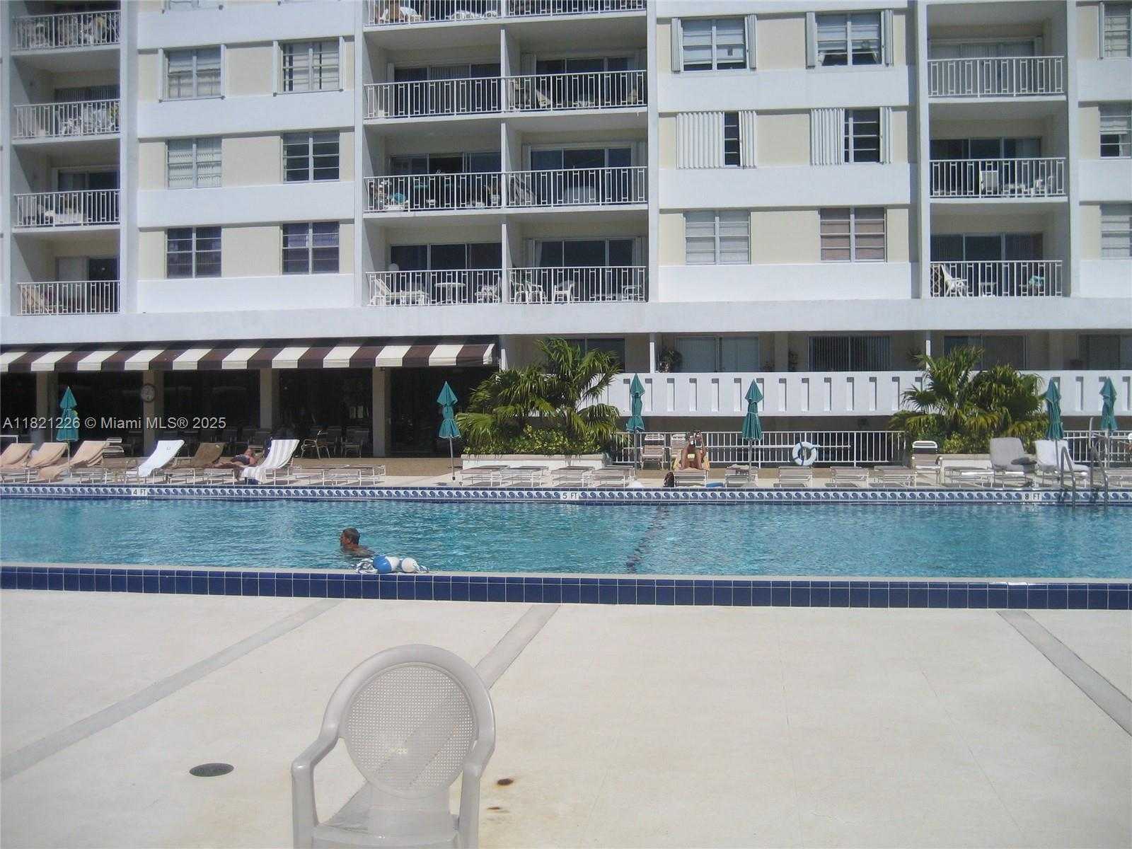 Small Image of 500 BAYVIEW DR #1123, Sunny Isles Beach Number 16