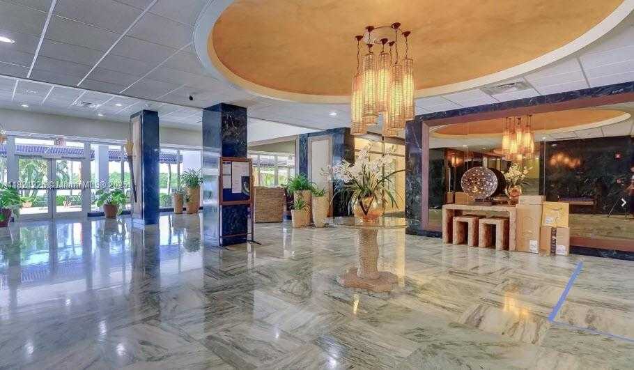 Small Image of 500 BAYVIEW DR #1123, Sunny Isles Beach Number 3