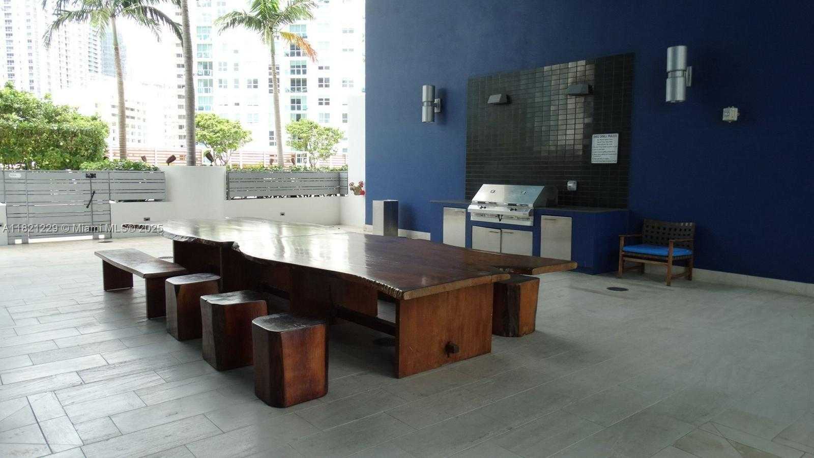 Small Image of 1300 BRICKELL BAY DR #3004, Miami Number 21