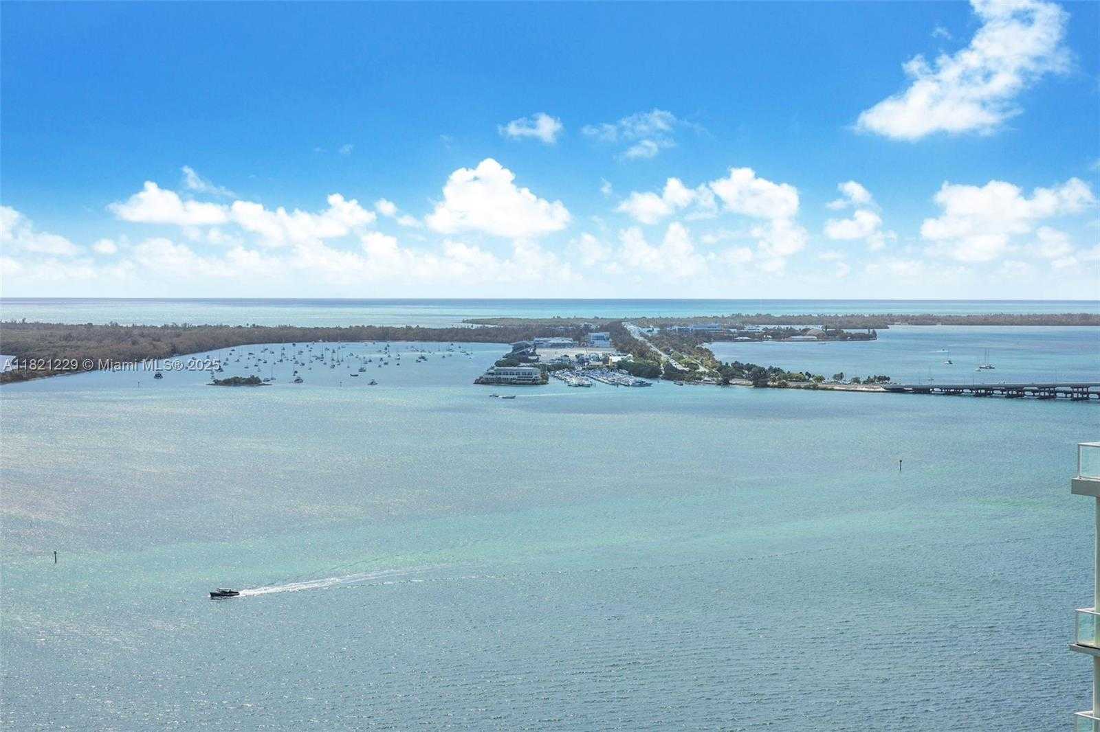 Small Image of 1300 BRICKELL BAY DR #3004, Miami Number 27