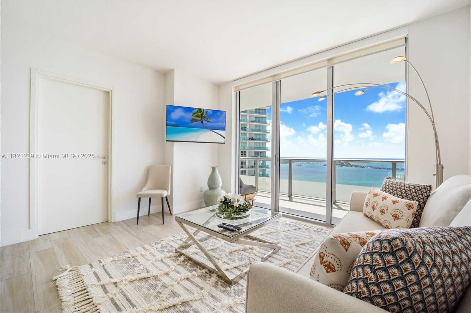 Small Image of 1300 BRICKELL BAY DR #3004, Miami Number 3