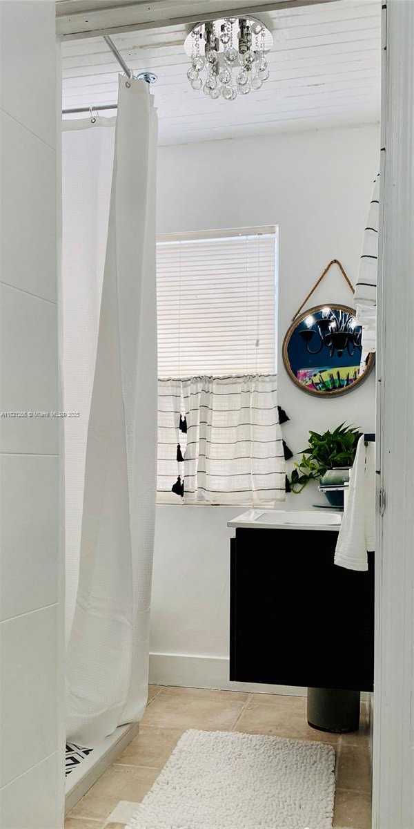 Small Image of 5504 NORTH WEST 3RD AVE #F, Miami Number 10
