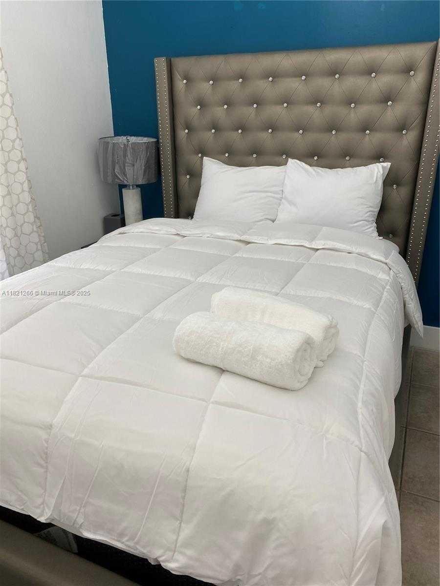 Small Image of 5504 NORTH WEST 3RD AVE #F, Miami Number 11