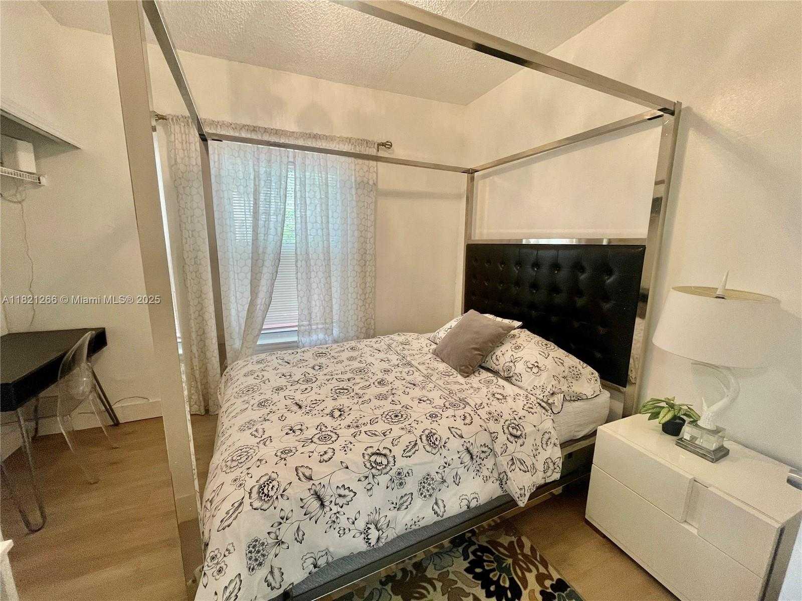 Small Image of 5504 NORTH WEST 3RD AVE #F, Miami Number 2